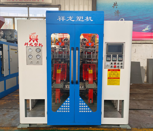 16、全自動(dòng)75吹塑機(jī)1.jpg